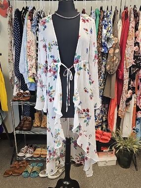 No Boundaries White Sheer Flowy Floral Tie-Front Duster Kimono Wrap Cover Up